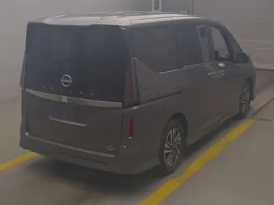 Nissan Serena 2023